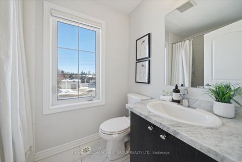 Photo 20 at 40 Porcelain Way, Rolling Acres, Whitby