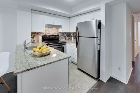 Photo 6 at 802 - 12 Laidlaw Street, South Parkdale, Toronto
