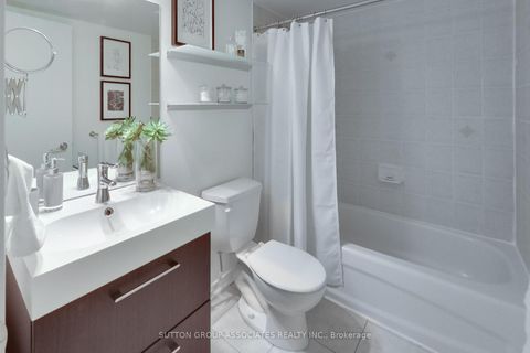 Photo 10 at 802 - 12 Laidlaw Street, South Parkdale, Toronto