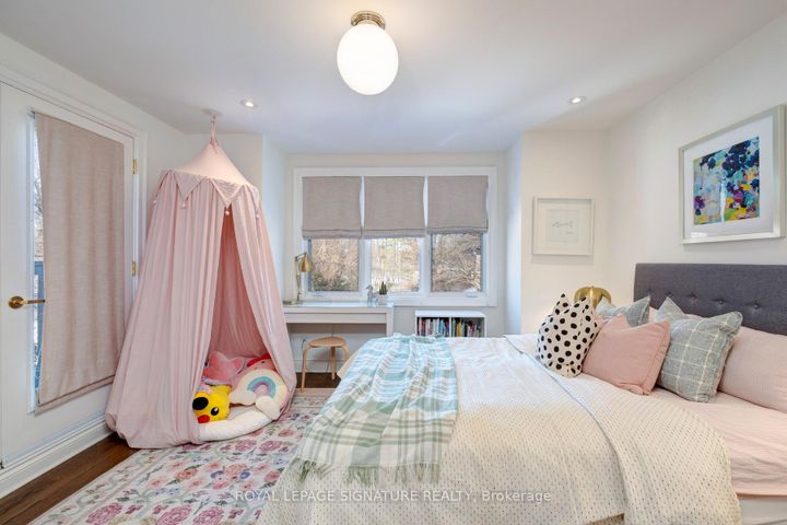 Photo 32 at 165 Welland Avenue, Moore Park, Toronto