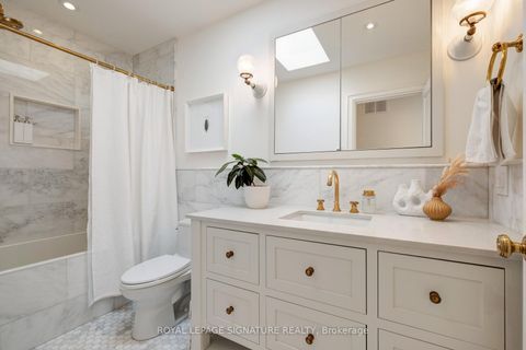 Photo 31 at 165 Welland Avenue, Moore Park, Toronto