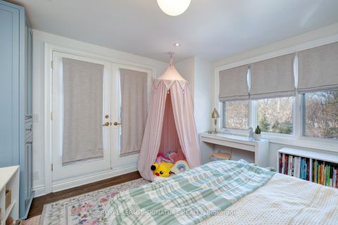 Photo 33 at 165 Welland Avenue, Moore Park, Toronto