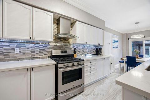 Photo 12 at 12 Sam Frustaglio Drive, Amesbury, Toronto