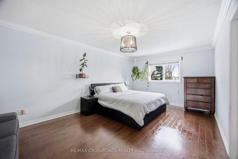 Photo 19 at 12 Sam Frustaglio Drive, Amesbury, Toronto