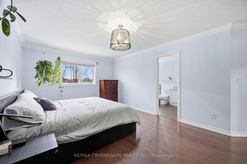 Photo 20 at 12 Sam Frustaglio Drive, Amesbury, Toronto
