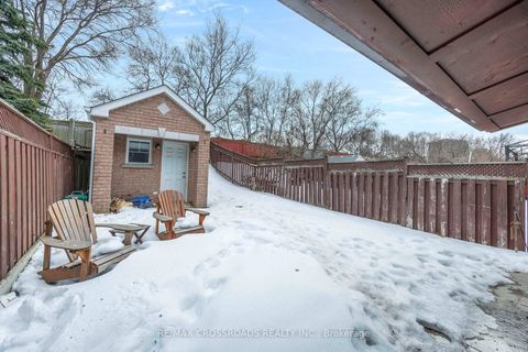 Photo 30 at 12 Sam Frustaglio Drive, Amesbury, Toronto