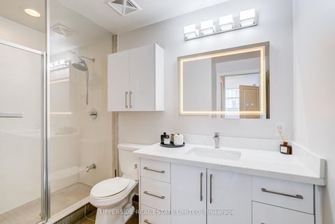 Photo 16 at PH05 - 85 North Park Rd Road, Beverley Glen, Vaughan