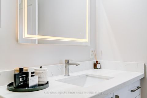 Photo 17 at PH05 - 85 North Park Rd Road, Beverley Glen, Vaughan