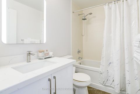 Photo 22 at PH05 - 85 North Park Rd Road, Beverley Glen, Vaughan