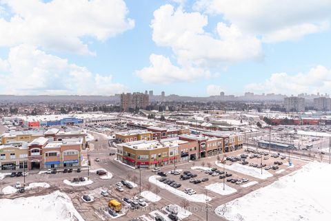 Photo 27 at PH05 - 85 North Park Rd Road, Beverley Glen, Vaughan