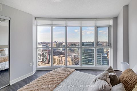 Photo 10 at 3012 - 21 Iceboat Terrace, Waterfront Communities C1, Toronto