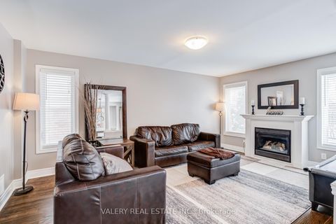 Photo 9 at 63 Bathgate Crescent, Courtice, Clarington