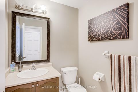 Photo 11 at 63 Bathgate Crescent, Courtice, Clarington