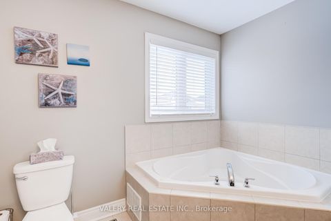 Photo 16 at 63 Bathgate Crescent, Courtice, Clarington