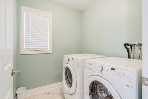 Photo 21 at 63 Bathgate Crescent, Courtice, Clarington