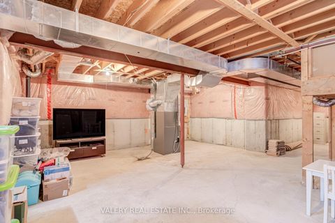 Photo 23 at 63 Bathgate Crescent, Courtice, Clarington