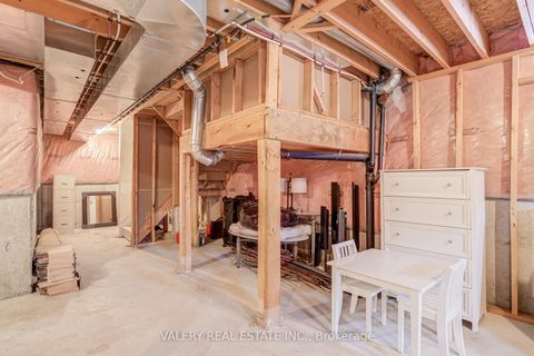 Photo 24 at 63 Bathgate Crescent, Courtice, Clarington