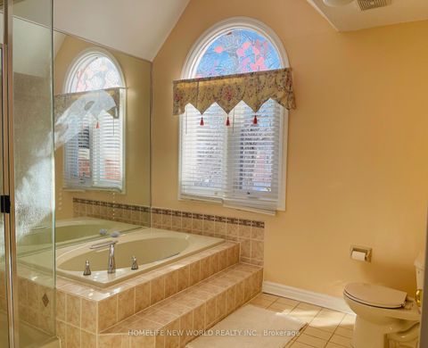 Photo 10 at 32 Halstead Drive, Unionville, Markham