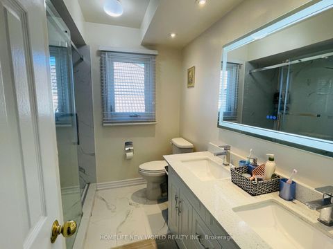 Photo 12 at 32 Halstead Drive, Unionville, Markham