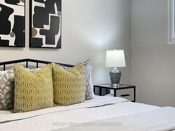 Photo 11 at 76 Clancy Drive, Don Valley Village, Toronto