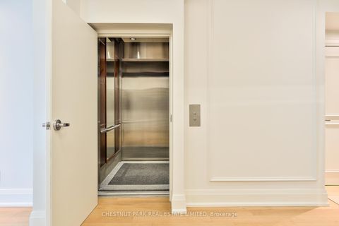 Photo 3 at 909 - 25 Scrivener Square, Moore Park, Toronto