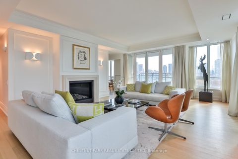 Photo 7 at 909 - 25 Scrivener Square, Moore Park, Toronto