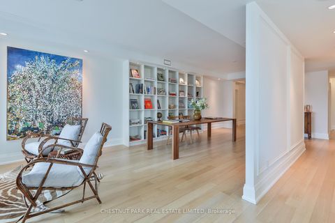 Photo 13 at 909 - 25 Scrivener Square, Moore Park, Toronto