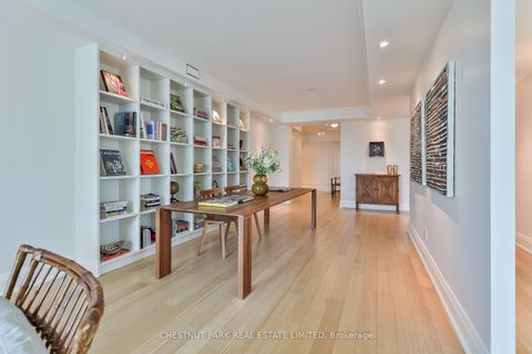 Photo 14 at 909 - 25 Scrivener Square, Moore Park, Toronto