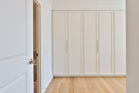 Photo 23 at 909 - 25 Scrivener Square, Moore Park, Toronto