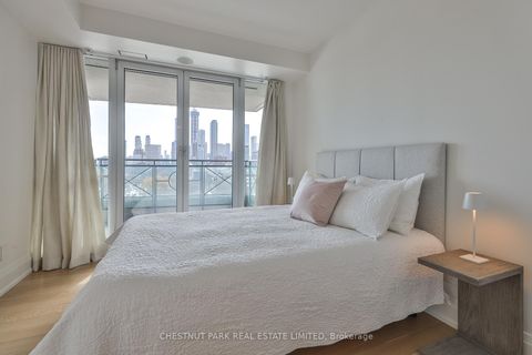 Photo 26 at 909 - 25 Scrivener Square, Moore Park, Toronto