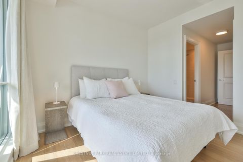 Photo 27 at 909 - 25 Scrivener Square, Moore Park, Toronto