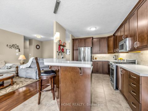 Photo 9 at 826 Booth Avenue, Alcona, Innisfil