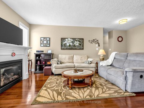 Photo 19 at 826 Booth Avenue, Alcona, Innisfil