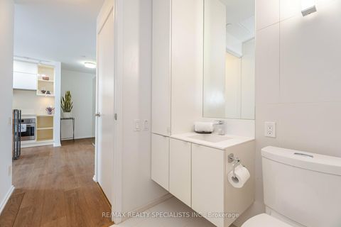 Photo 16 at 3012 - 125 Peter Street, Waterfront Communities C1, Toronto