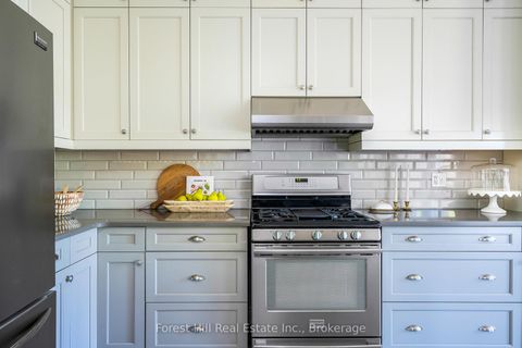 Photo 15 at 21 Marta Crescent, Ardagh, Barrie