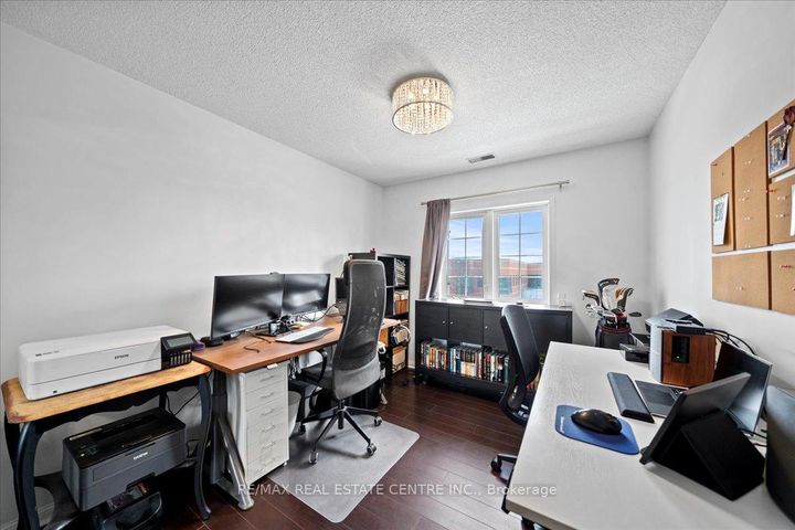 Photo 31 at 808 - 1400 The Esplanade N, Town Centre, Pickering