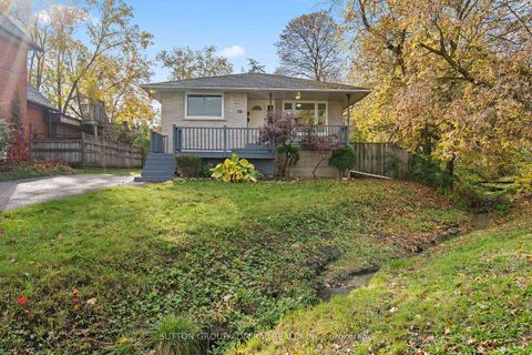 Photo 2 at 110 Cumberland Street, Allandale, Barrie