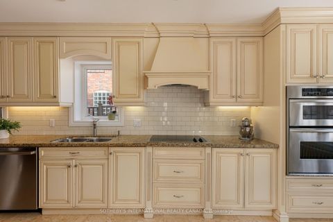 Photo 14 at 79 Willingdon Boulevard, Kingsway South, Toronto