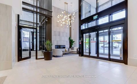 Photo 1 at 210 - 2020 Bathurst Street, Cedarvale, Toronto