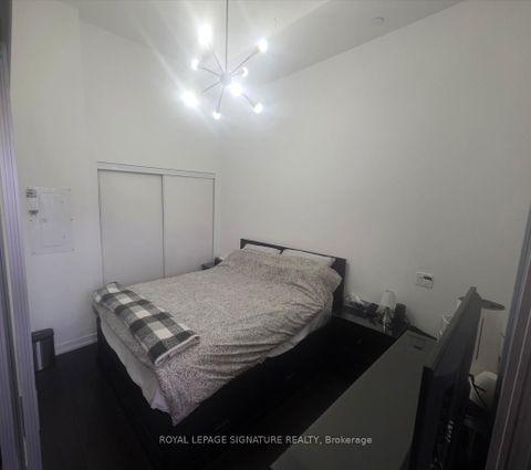 Photo 7 at 210 - 2020 Bathurst Street, Cedarvale, Toronto