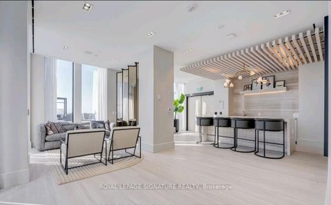 Photo 23 at 210 - 2020 Bathurst Street, Cedarvale, Toronto