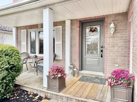 Photo 1 at 189 Churchland Drive, Holly, Barrie