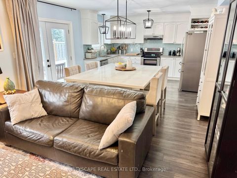 Photo 4 at 189 Churchland Drive, Holly, Barrie