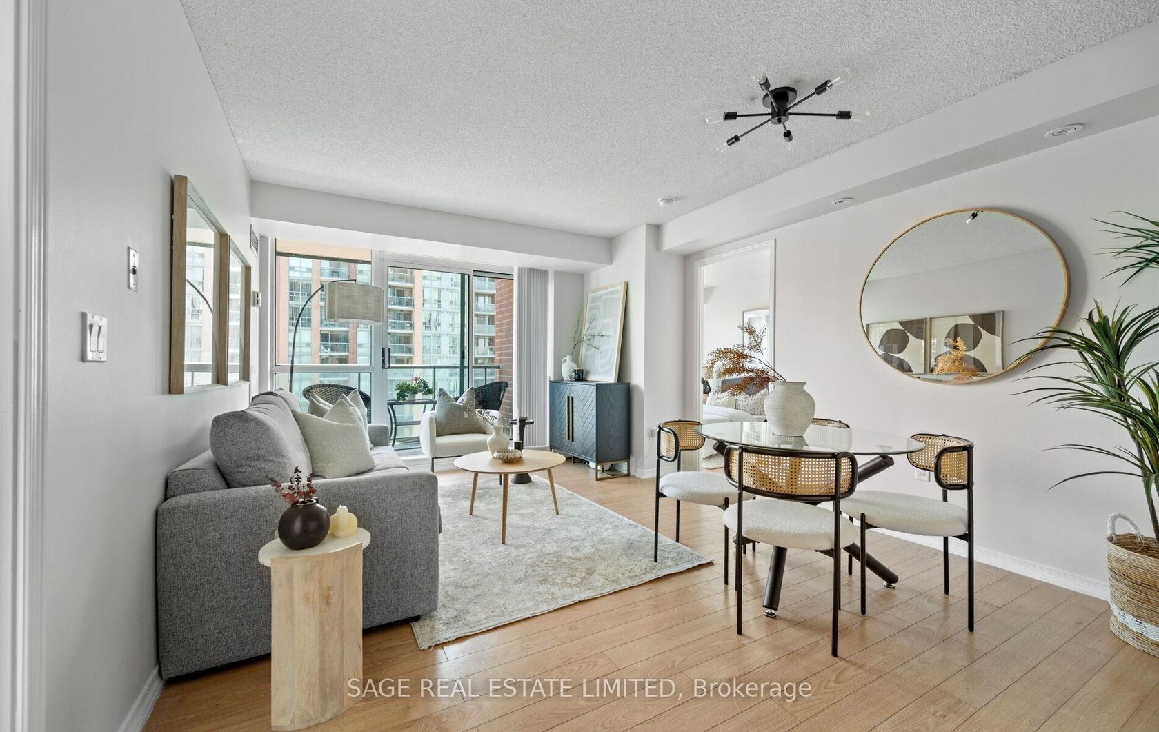 1008 - 15 Michael Power Place, City Centre West, Toronto by Loree Meneguzzi Real Estate 1008 - 15 Michael Power Place, City Centre West, Toronto