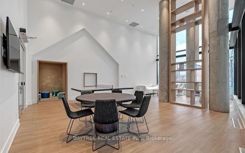 Photo 12 at 511 - 3100 Keele Street, CFB, Toronto