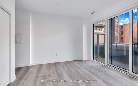 Photo 11 at 403 - 9 Tecumseth Street, Niagara, Toronto