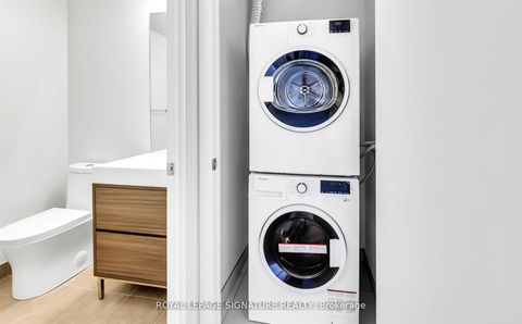 Photo 13 at 403 - 9 Tecumseth Street, Niagara, Toronto