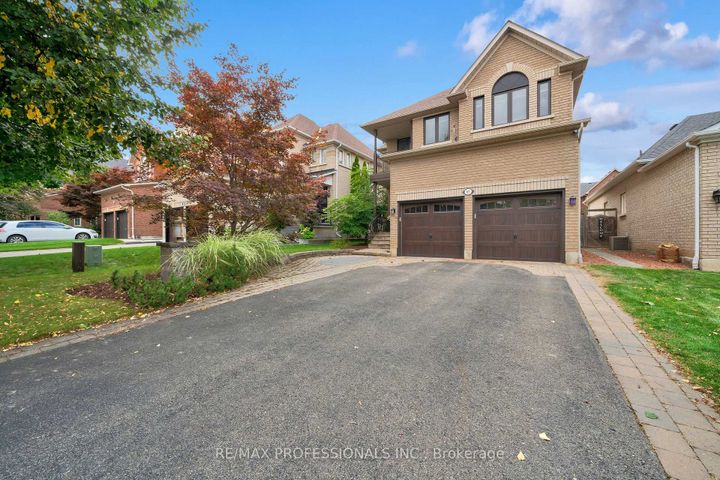 Photo 1 at 67 Chaplin Crescent, Georgetown, Halton Hills