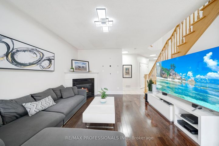 Photo 11 at 67 Chaplin Crescent, Georgetown, Halton Hills