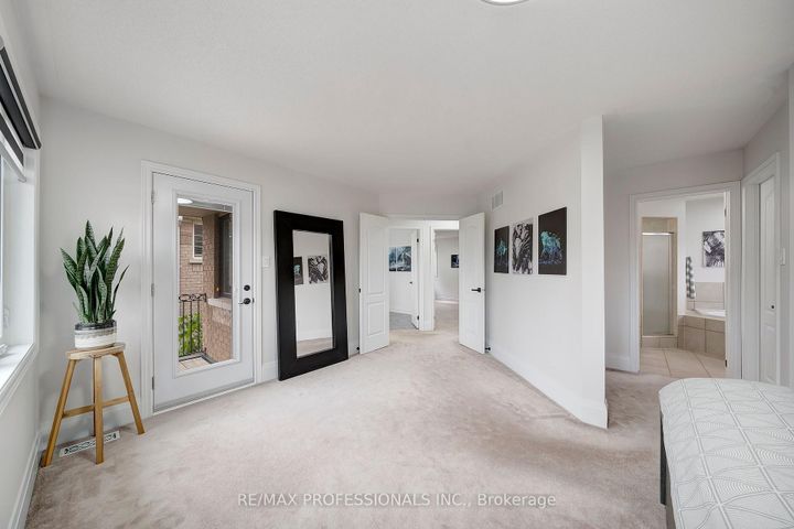 Photo 18 at 67 Chaplin Crescent, Georgetown, Halton Hills